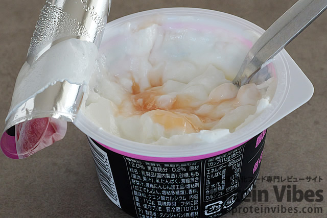 OIKOS ヨーグルト 高吸収タンパク質 ピーチ